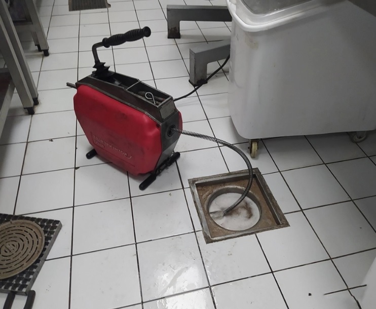 SAPANCA'DA Tıkalı Mutfak gider borusu açan firmalar